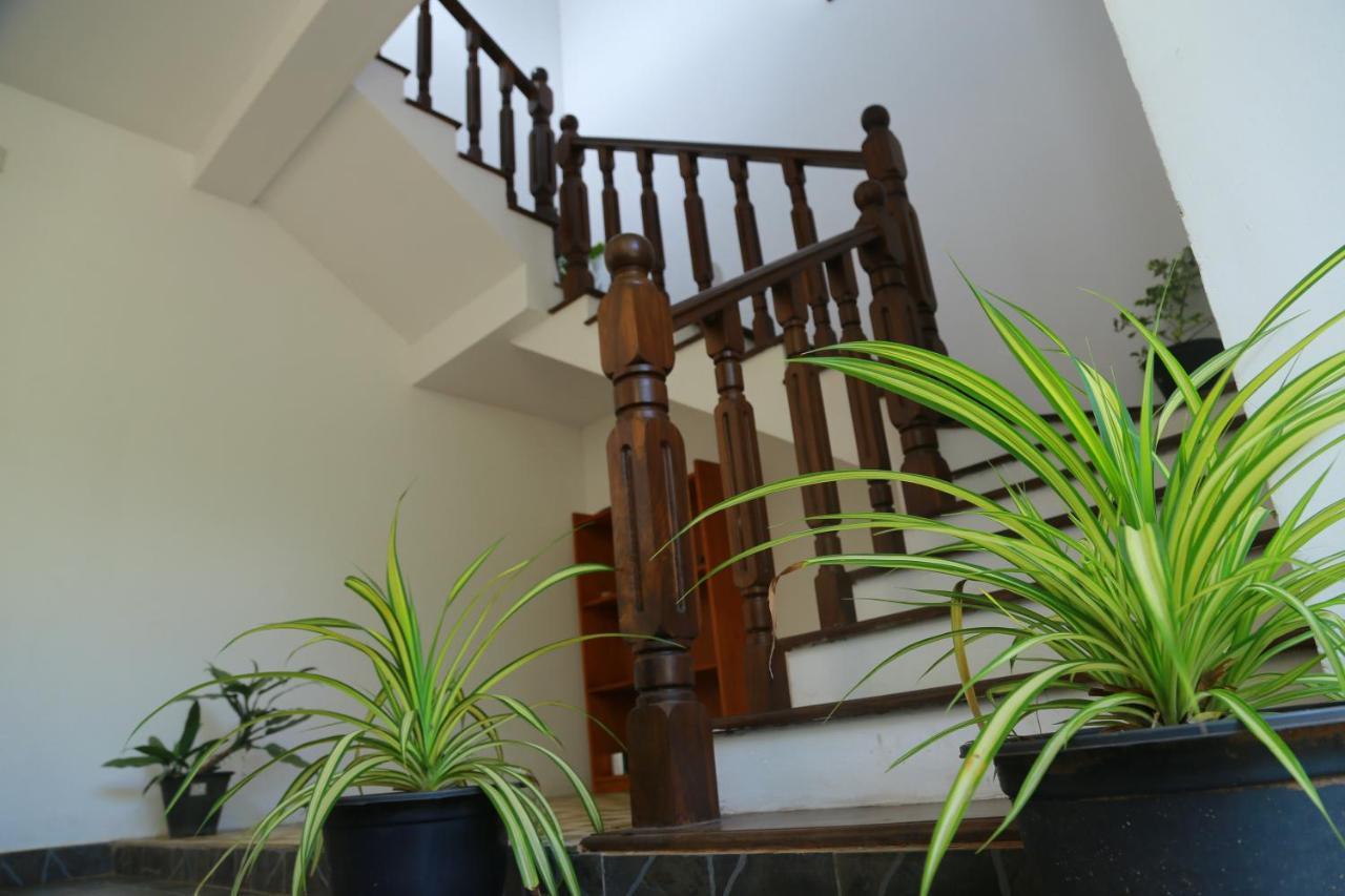 Residence Chanty Hikkaduwa Kültér fotó