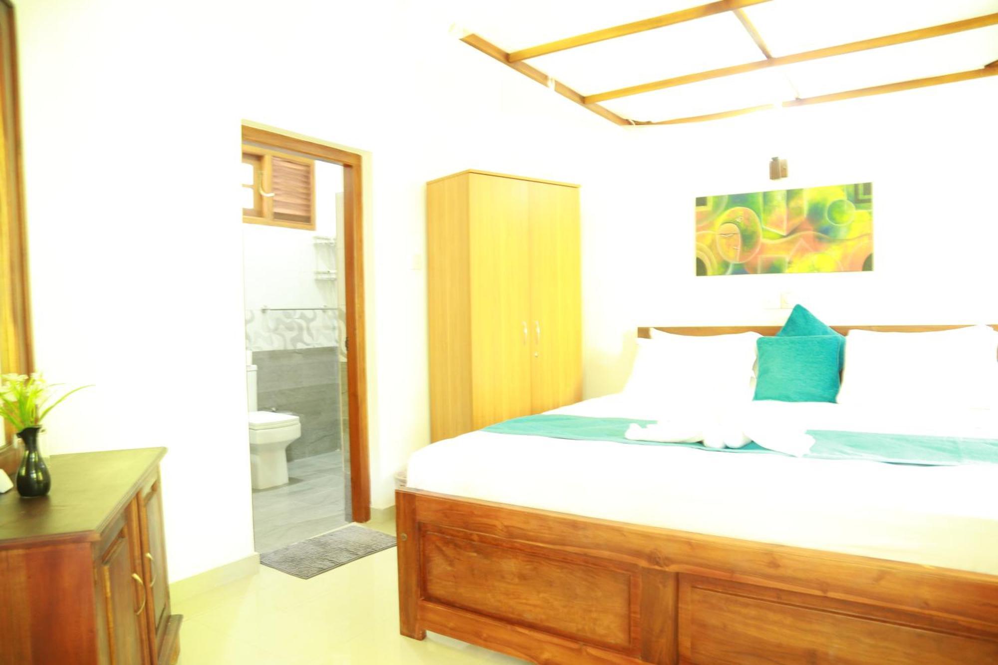 Residence Chanty Hikkaduwa Kültér fotó