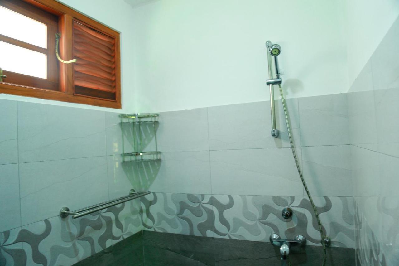 Residence Chanty Hikkaduwa Kültér fotó